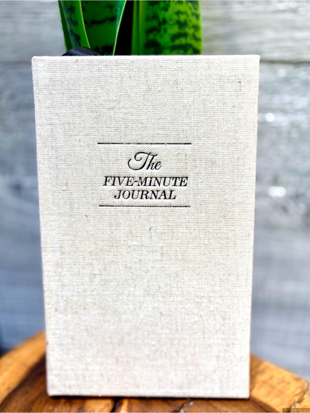 Intelligent Change | NWOT "The 5-Minute Journal" Linen Hardcover Daily Notebook